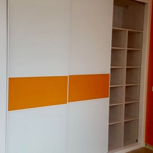 FC249 FRENTE CORREDERO CRISTAL LACADO BLANCO Y NARANJA