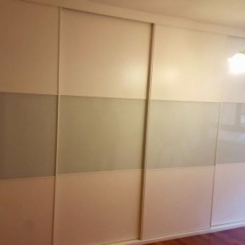 FC242 FRENTE CORREDERO ECO LACADO BLANCO Y CRISTAL LACADO BLANCO